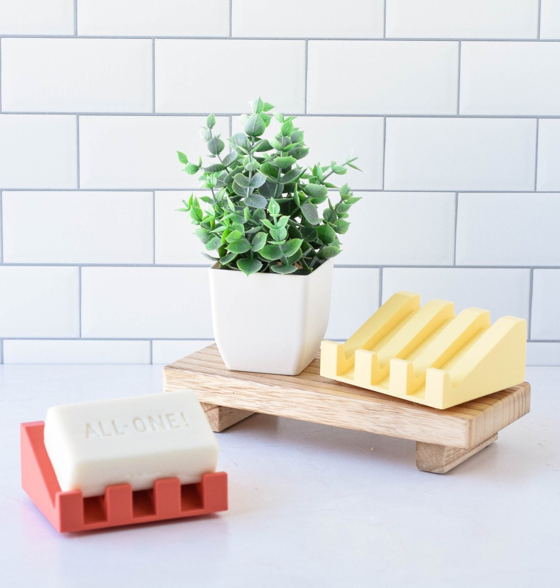 Modern Angled Draining Soap Dish, 3D Printed Eco-Friendly Bathroom Accessory - Image 4